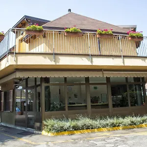 Hotel Ovest